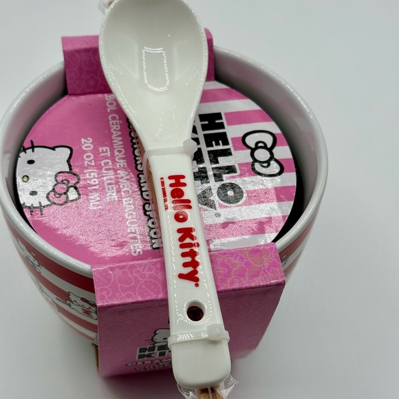 COPY - Hello Kitty Ceramic Ramen Noodle Bowl W Spoon Chopsticks Sanrio NEW Pink… - Picture 5 of 6